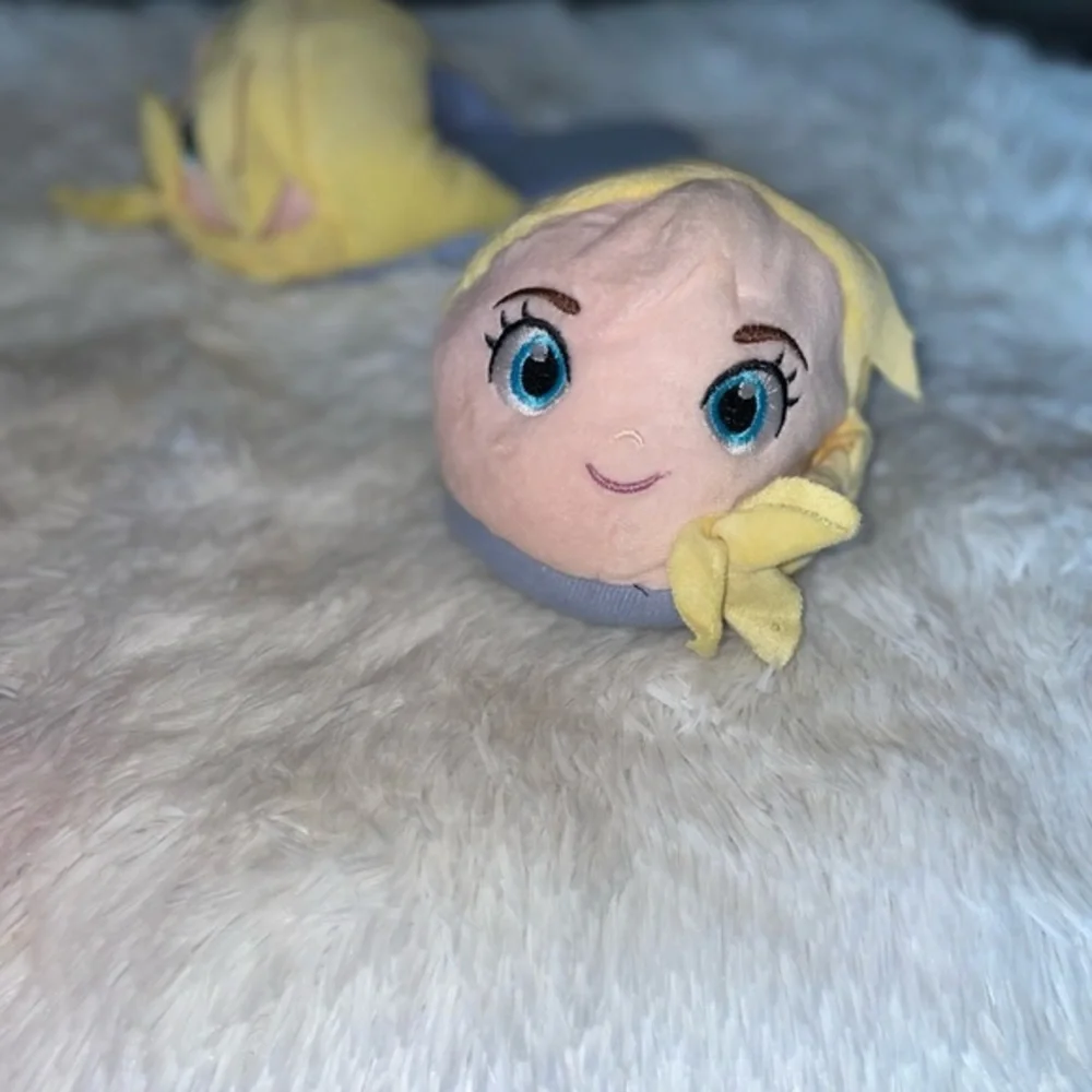 Disney Frozen Elsa Plush 3D Character Slippers little girl size 3 Jhouse shoes